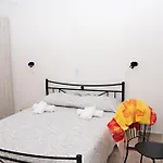 El Verano Apartment